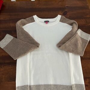Vince Camuto White and Brown Crew Neck Sweater